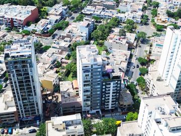 Departamento En Barrio Médico Con Vista Al Parque