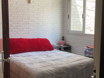 VENDO CASA EN VILLA DE LAS FLORES SECCION LAS PLAZAS, AMPLIA DE 4 RECAMARAS
