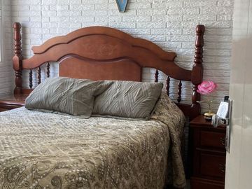 VENDO CASA EN VILLA DE LAS FLORES SECCION LAS PLAZAS, AMPLIA DE 4 RECAMARAS