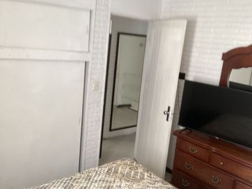 VENDO CASA EN VILLA DE LAS FLORES SECCION LAS PLAZAS, AMPLIA DE 4 RECAMARAS