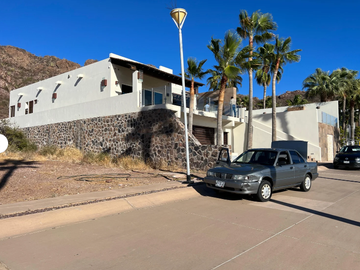 Venta de casa en Arrecifes