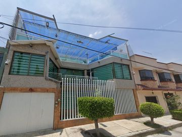 EXCELENTE PROPIEDAD EN NEZAHUALCOTL