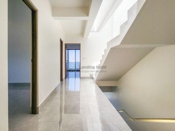 Exclusiva Casa en Venta en Cumbres Elite Premier, Privada Andes - Diseño Contemporáneo