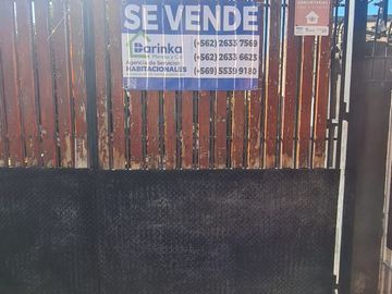 CASA AISLADA TOTALMENTE SÓLIDA- CON LOCAL COMERCIAL- LUBRICENTRO FUNCIONANDO. LO PRADO.