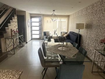 HERMOSA CASA DE VENTA, Sector Ricaurte C1453
