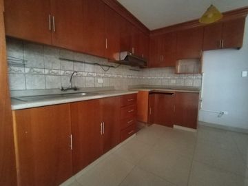 Se Vende Hermosa Casa De 4 Pisos En Campo Verde - Sachaca