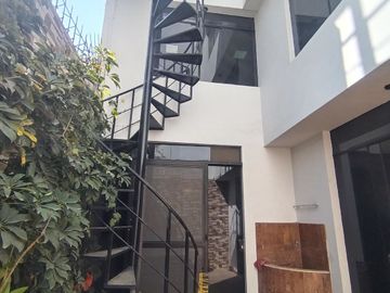 Se Vende Hermosa Casa De 4 Pisos En Campo Verde - Sachaca
