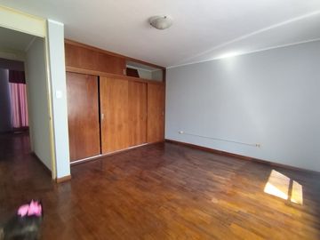 Se Vende Hermosa Casa De 4 Pisos En Campo Verde - Sachaca