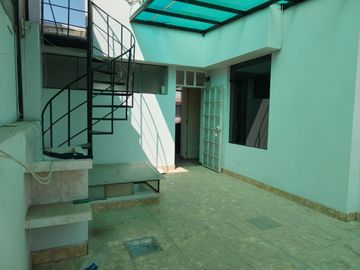 Se Vende Hermosa Casa De 4 Pisos En Campo Verde - Sachaca
