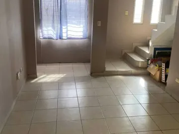 Casa en venta, Cerca de Blvd. Insurgentes-Simón Bolivar