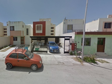 CASA EN VENTA EN LA COLONIA QUINTAS COLONIAL EN APODACA, NUEVO LEON -SF