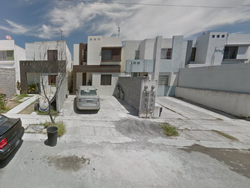 CASA EN VENTA EN LA COLONIA QUINTAS COLONIAL EN APODACA, NUEVO LEON -SF