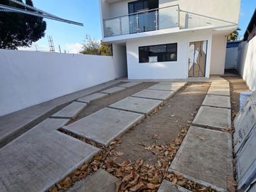 Hermosa Casa NUEVA Y Lista para entregar en la Francisco Villa
