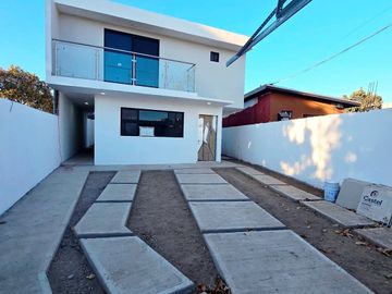 Hermosa Casa NUEVA Y Lista para entregar en la Francisco Villa