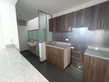 VENDO DEPARTAMENTO DE 95m2 DE TRES DORMITORIOS CON ASCENSOR EN SJL