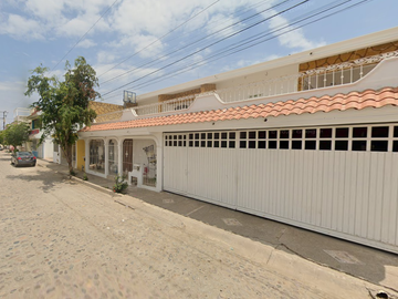MUY BONITA PROPIEDAD UBICADA EN LA COLONIA VALLE DORADO, EN MAZATLAN SINALOA