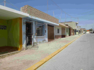 VENTA DE CASA COMO TERRENO - TALARA - PIURA