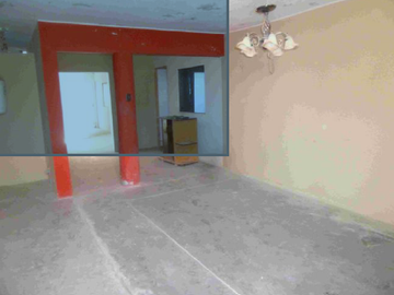 VENTA DE CASA COMO TERRENO - TALARA - PIURA