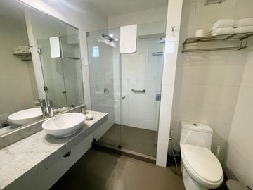 Vendo Edificio Para Hospedaje en Miraflores