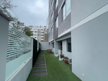 Vendo Edificio Para Hospedaje en Miraflores