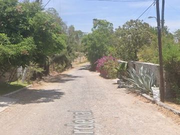 ¡¡Haz Que Tu Dinero Trabaje Para Ti Hoy !! Venta de Hermosa Casa en Exclusiva Zona, Col. Chapala Haciendas, Jal.