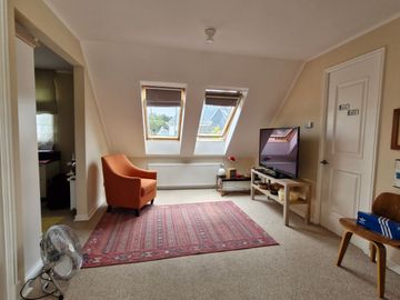 CASA 4   DORMITORIOS,  2 ESTEROS, PUERTO MONTT
