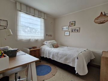 CASA 4   DORMITORIOS,  2 ESTEROS, PUERTO MONTT