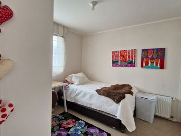CASA 4   DORMITORIOS,  2 ESTEROS, PUERTO MONTT