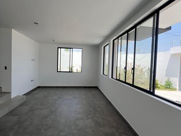 Atuntaqui - hermosa casa de venta