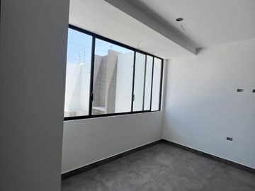 Atuntaqui - hermosa casa de venta