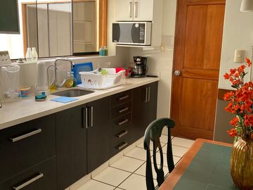 Vendo dúplex de 250 m2 y 3 Dorm. frente a parque, Santiago de Surco. US$360,000.00