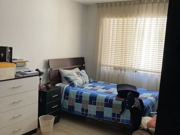 Vendo dúplex de 250 m2 y 3 Dorm. frente a parque, Santiago de Surco. US$360,000.00