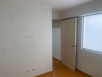 SAN MIGUEL ALQUILER BONITO DEPARTAMENTO DE 47 M2 MUY BIEN UBICADO EN LA AV RAZURI ENTRE LAS AVENIDAS ESCARDO, LOS PATRIOTAS Y LA LIBERTAD