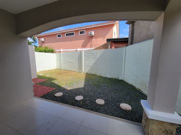 Venta de Casa Via a la Costa Urbanización Terranostra