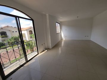 Venta de Casa Via a la Costa Urbanización Terranostra