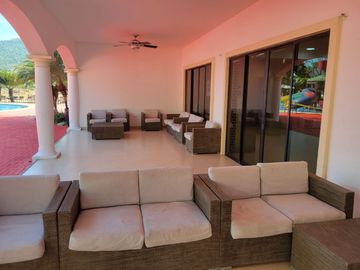 Venta de Casa Via a la Costa Urbanización Terranostra