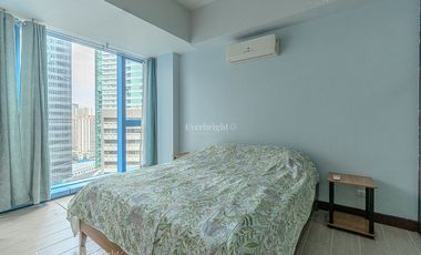 Unique and Newly Renovated 1BR in Three Central Salcedo Village Condo Unit For Sale - #0961