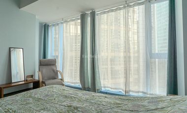 Unique and Newly Renovated 1BR in Three Central Salcedo Village Condo Unit For Sale - #0961