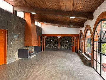 Venta Casa en Condominio con Club 3 Recámaras Santa Fe Cerca de La Mexicana