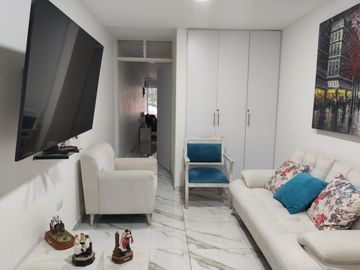 venta casa san Fernando terreno forma de L  2 plantas la primera para remodelar