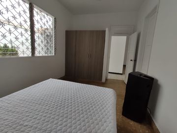 venta casa san Fernando terreno forma de L  2 plantas la primera para remodelar