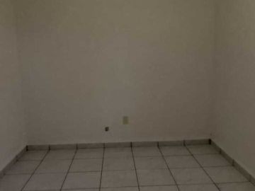 Excelente Casa de 2 Habitaciones a la Venta en Real de Tultepec