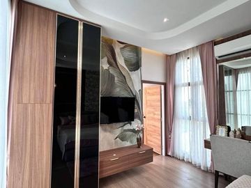 Modern Luxury villas 5 Bed, 6 Bath 103 sqw. @ Mabprachan