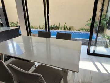 Dijual Rumah 3 Lantai Kawasan Asri Resor Dago Pakar dekat Cigadung Bandung