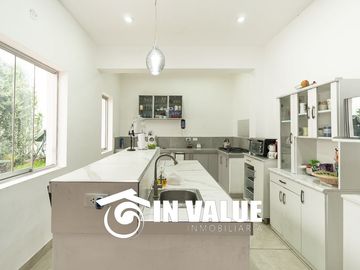 CASA EN ORRANTIA SAN ISIDRO + MINI DPTO