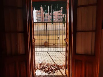 VÓRTICE INMOBILIARIA VENDE CASA EN AV. EMILIO CIVIT, CAPITAL, MENDOZA