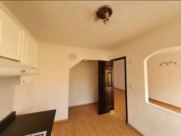 Casa en venta La Galia, a unos pocos minutos del aeropuerto internacional de la ciudad de Toluca.