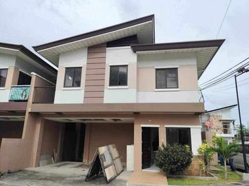 PRESELLING & READY FOR OCCUPANCY SINGLE DETACHED HOUSE & LOT IN MINGLANILLA CEBU