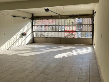 Casa en venta en Lomas de San Miguel - 4 recámaras, oficina y terraza