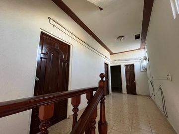 Casa en venta en Lomas de San Miguel - 4 recámaras, oficina y terraza